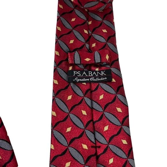 Jos A Bank Signature Collection Mens Red Neck Tie Necktie Silk Italy 4" Wide - Picture 11 of 16